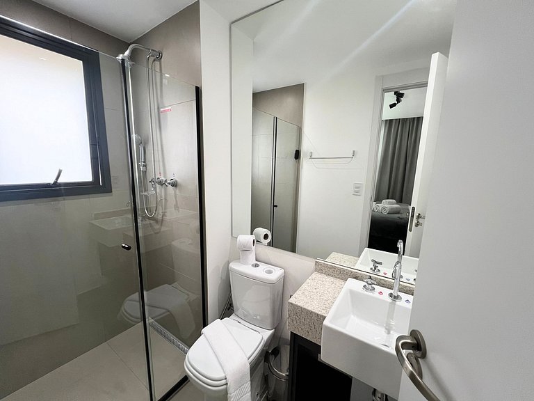 Estúdio com varanda ao lado da Avenida Paulista