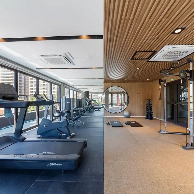 Studio moderno ao lado do Allianz