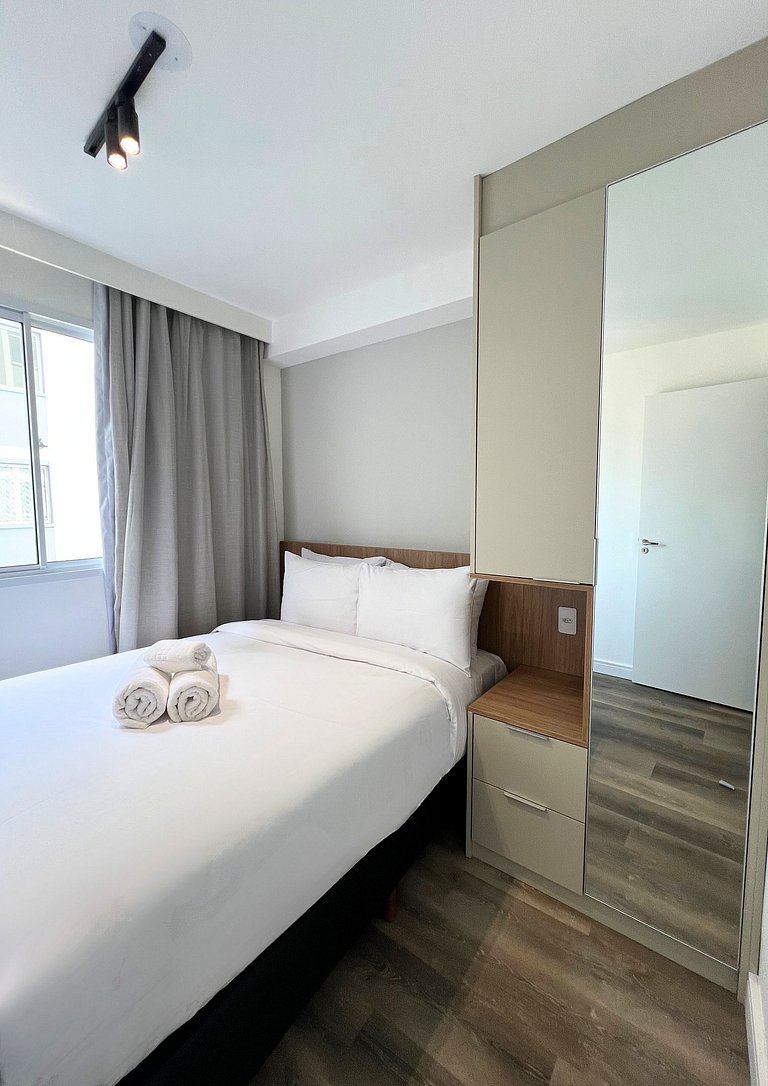 Studio República SP – Academia, Piscina e Conforto