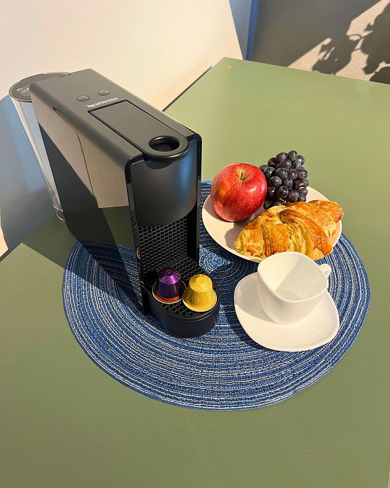 Studio moderno no VN Frei Caneca perto da Paulista