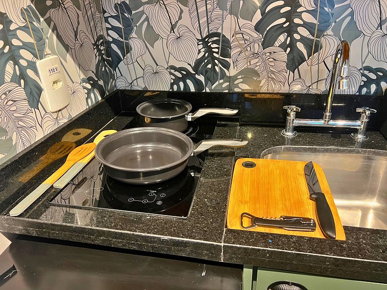 Studio moderno no VN Frei Caneca perto da Paulista