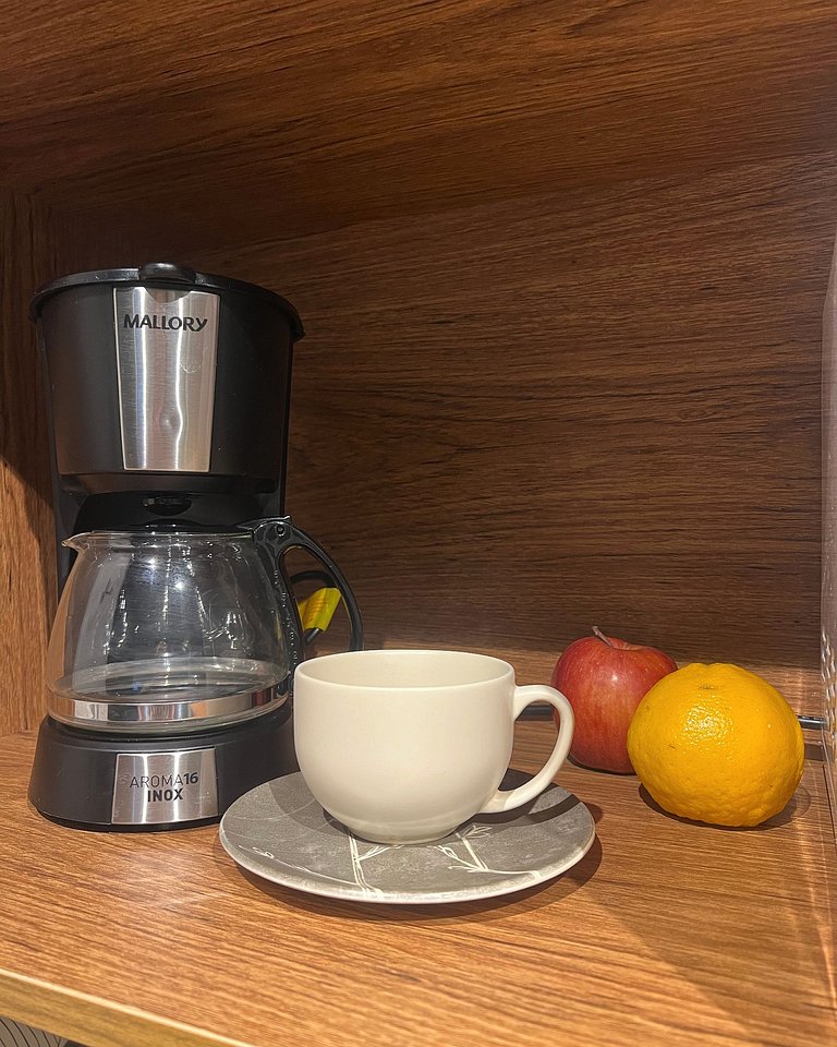 Studio moderno no VN Frei Caneca perto da Paulista