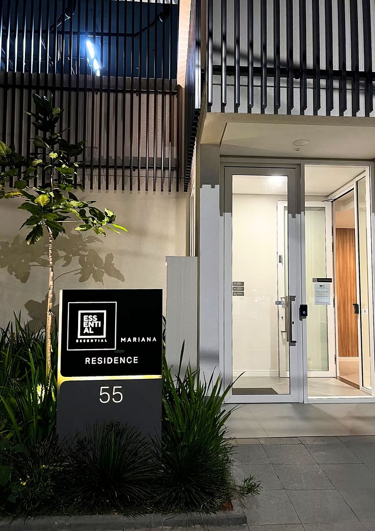 Essential Mariana - Check-in Stay by Housi