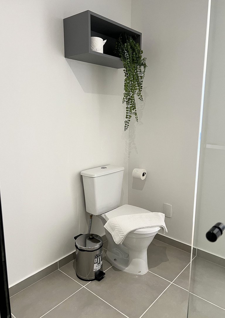 Studio moderno na Vila Mariana • Perto do metrô