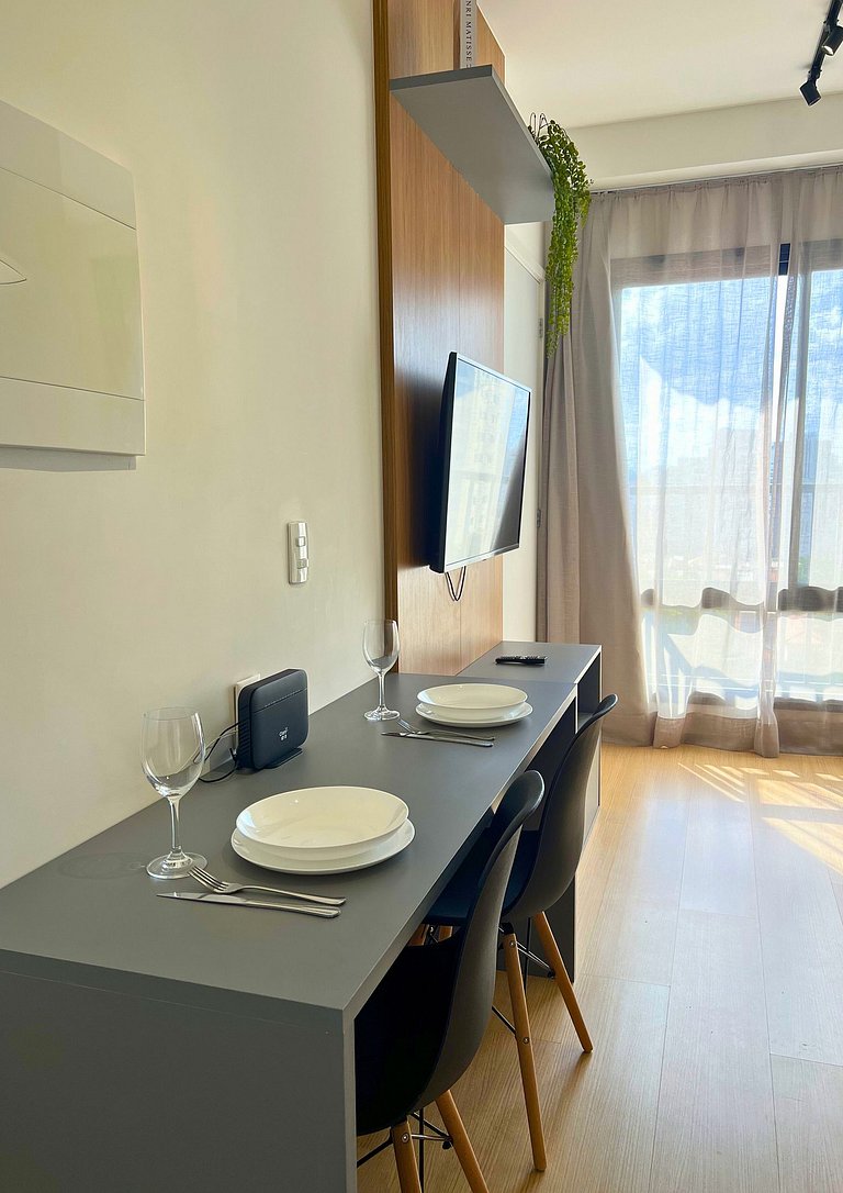 Studio moderno na Vila Mariana • Perto do metrô