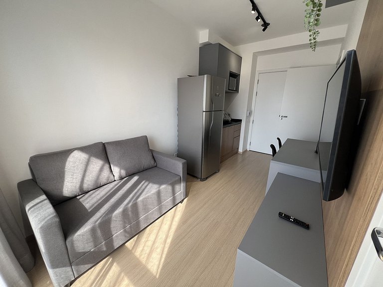 Studio moderno na Vila Mariana • Perto do metrô